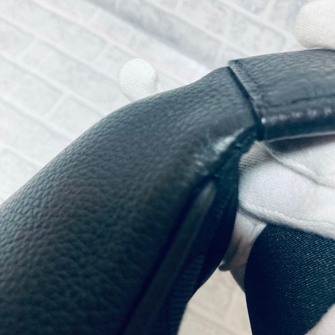 【美品】　COACH ウエストポーチ　ボディバッグ　トンプソン シグネチャー