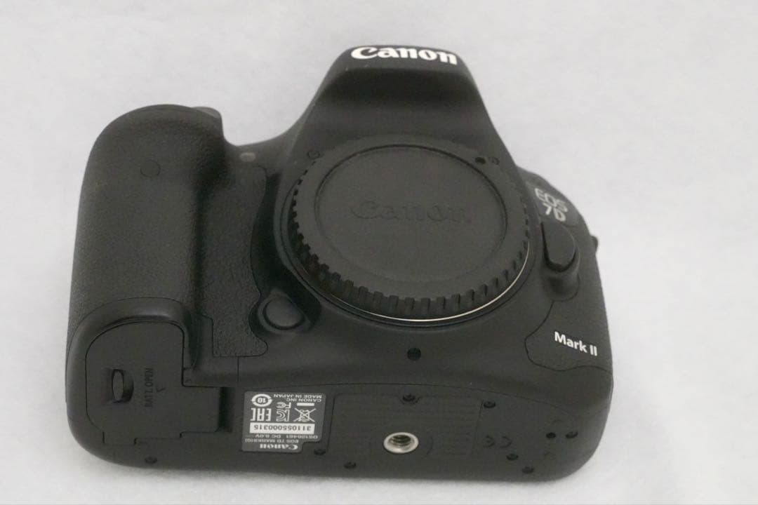 キヤノン デジタル一眼レフ CANON EOS 7D Mark2【動作確認済】