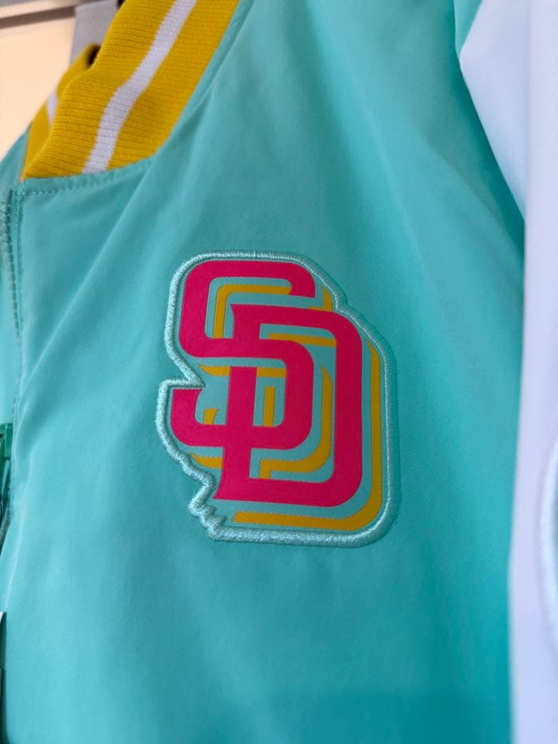 【kyo】ナイキ サンディエゴ パドレス シティ コネクト ダグアウト