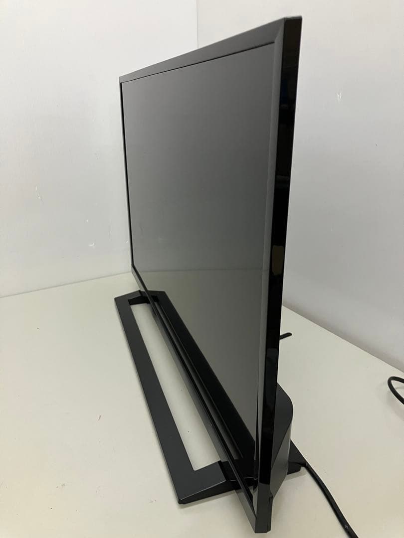 TOSHIBA 東芝 32型液晶テレビ TV 2019年製 レグザ C前
