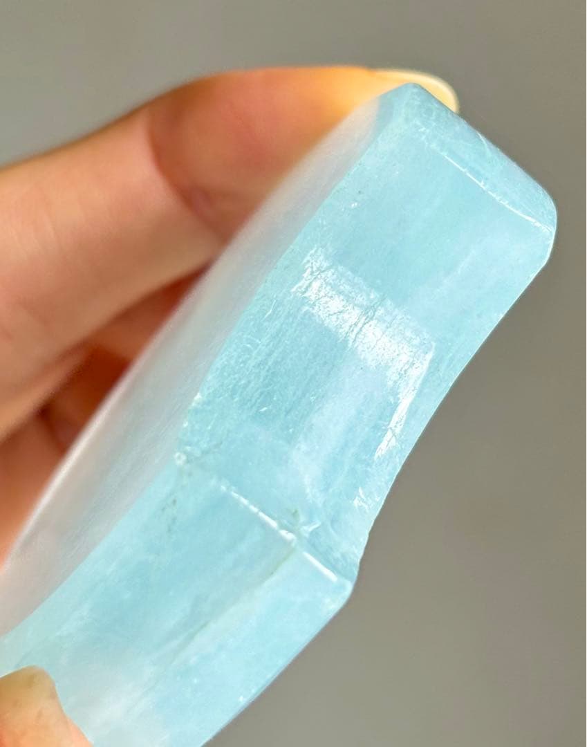 高品質　アクアマリン　月　ムーン　握り石　高騰　天然石