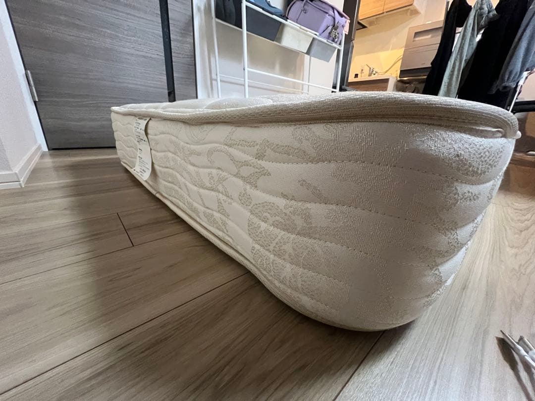 Simmons Beautyrest シングルマットレス