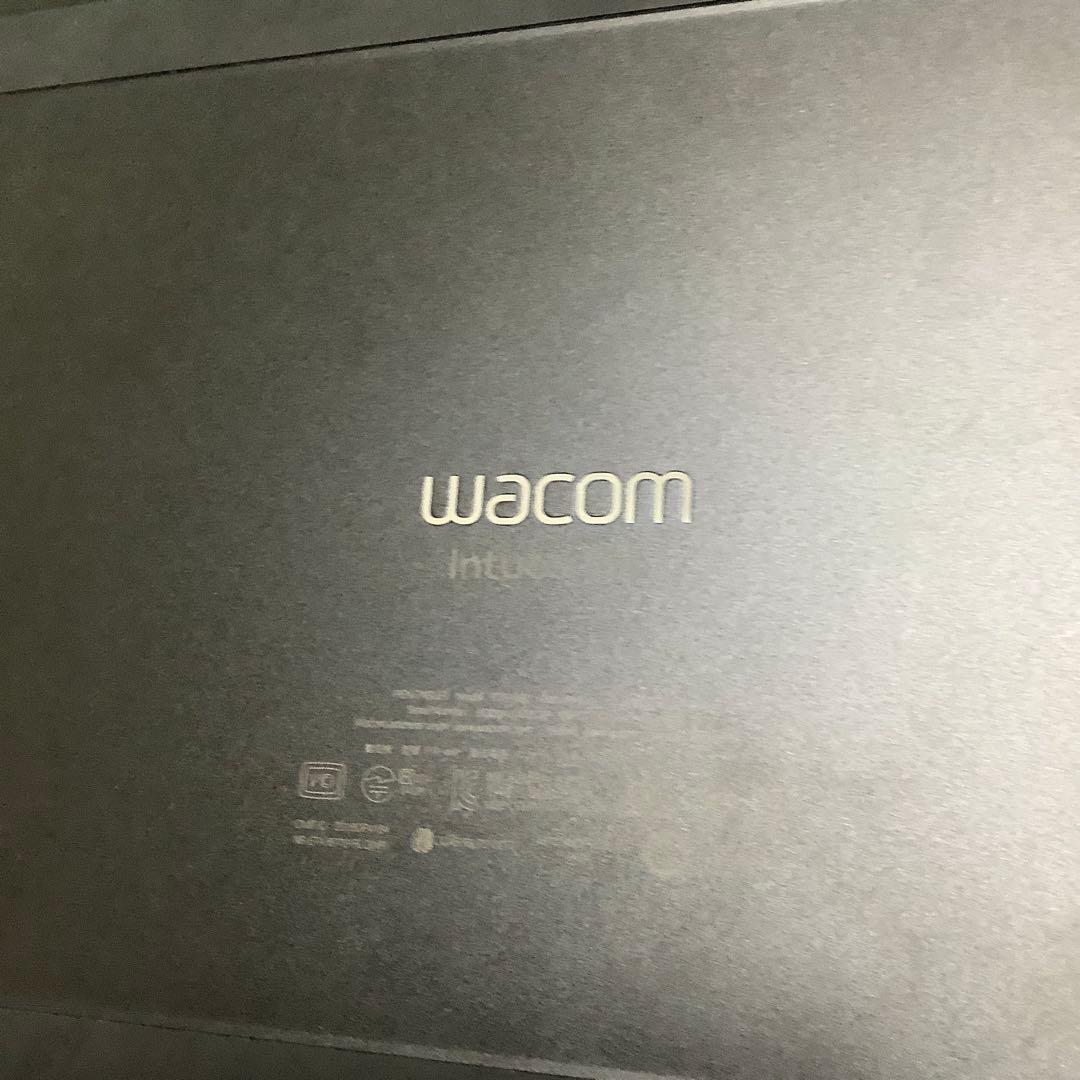 Wacom intros pro proペン付き
