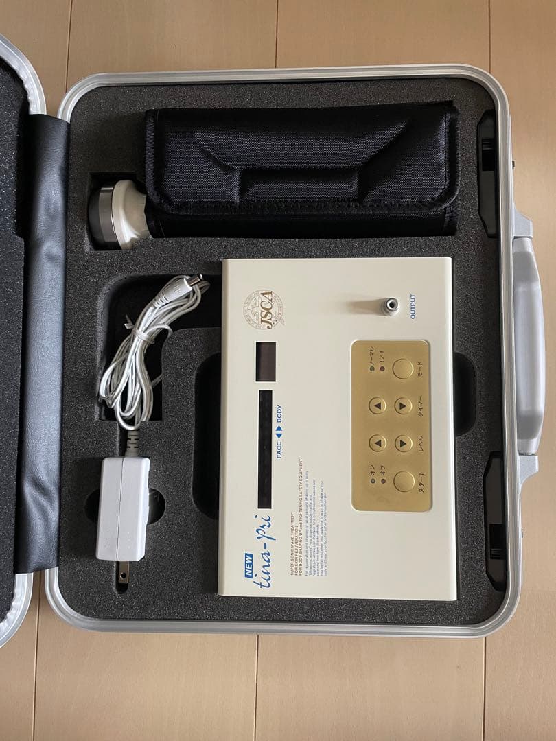 ティナプリ(tina-pri)美顔器　超音波　ソニック HSJ-05S