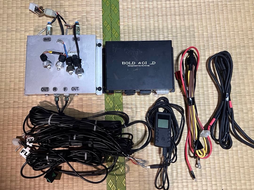 LC　ボルドワールド　プレライドシステム　　エアサス電磁弁