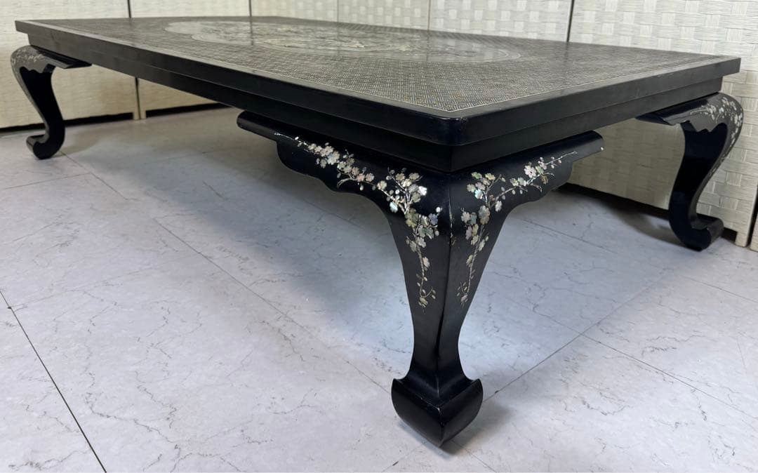 アンティーク螺鈿細工テーブル