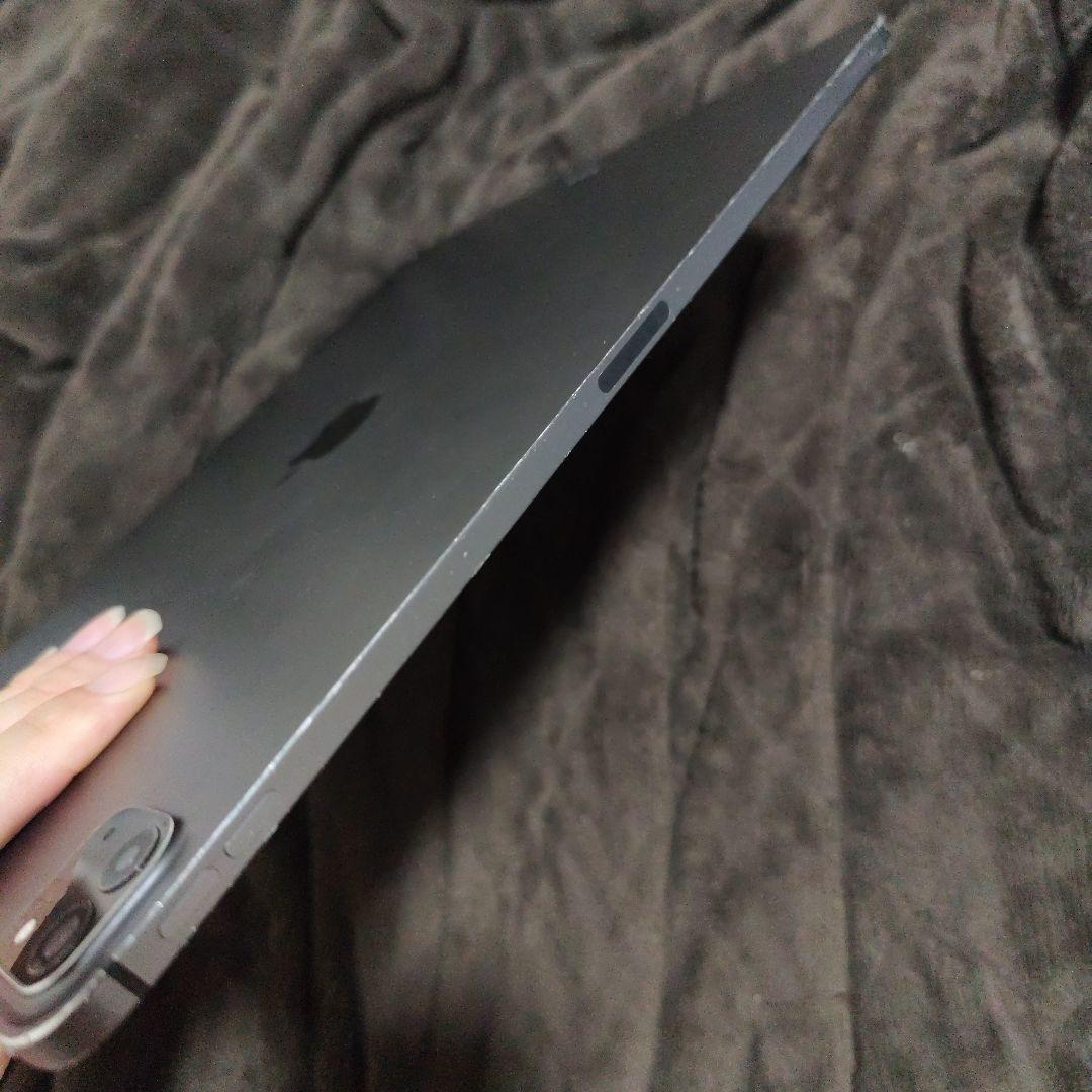 ジャンク！iPad Pro 12.9インチ 第5世代 256GB セルラーモデル