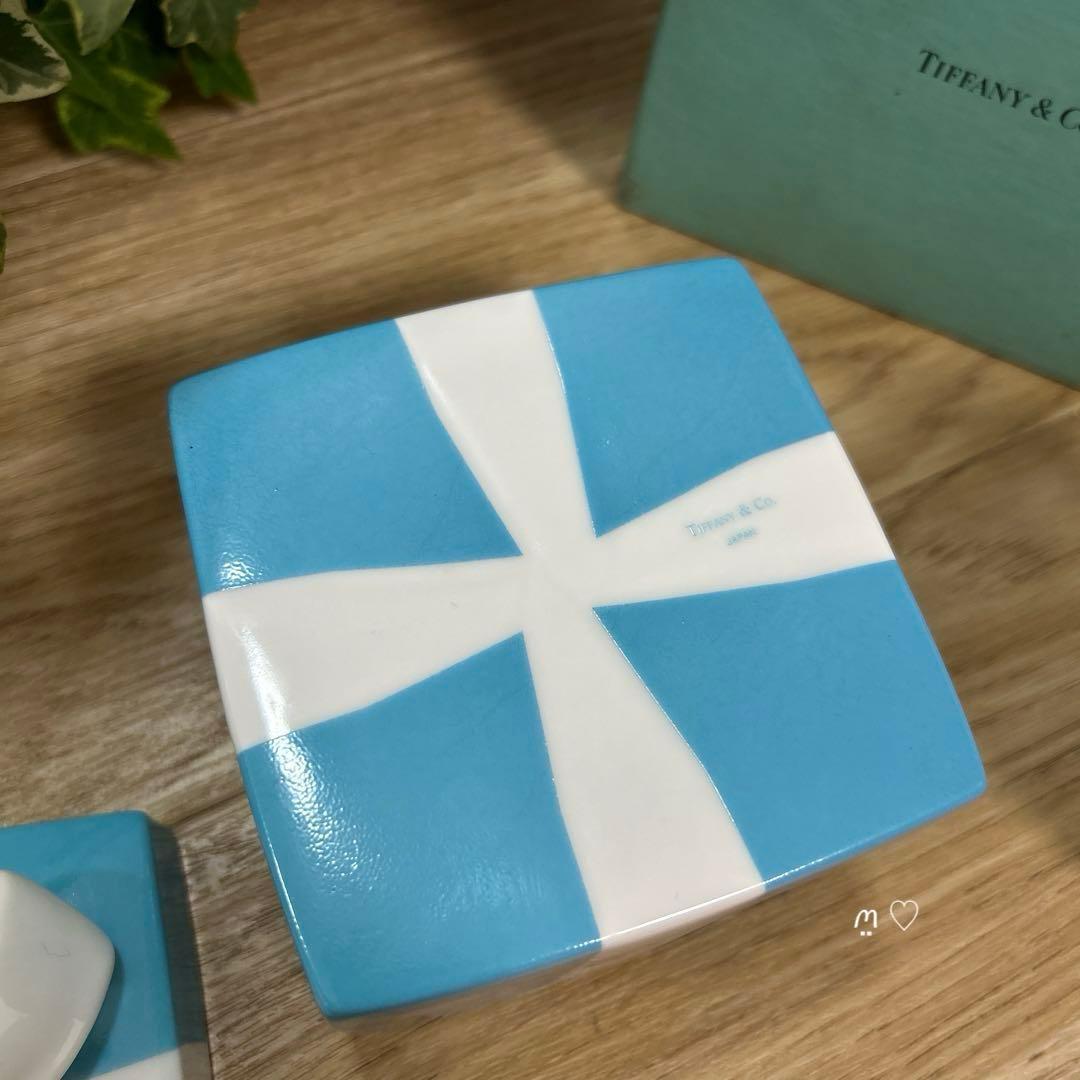 ティファニー　ブルーボウボックス　ラージ　プレゼントリボン　小物入れ　インテリア