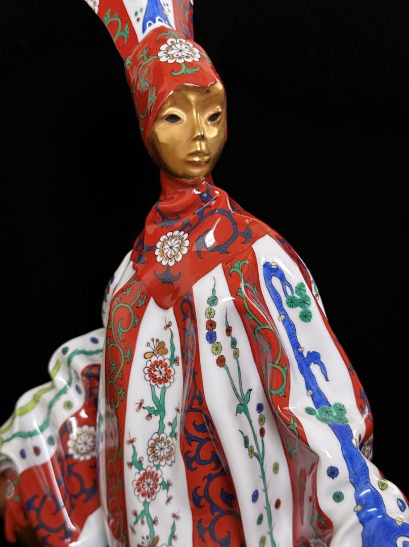 ヘレンド 世界限定品 カーニバル 西安の赤 ゲデレ 人形 マスターぺインター作品