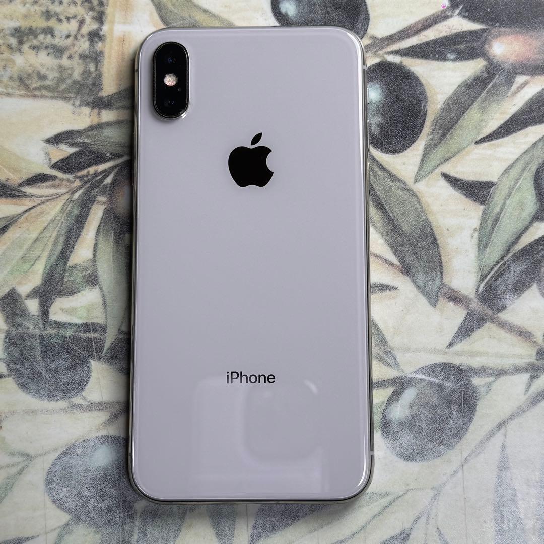 iPhone Xシルバー64GB SIMロック解除済