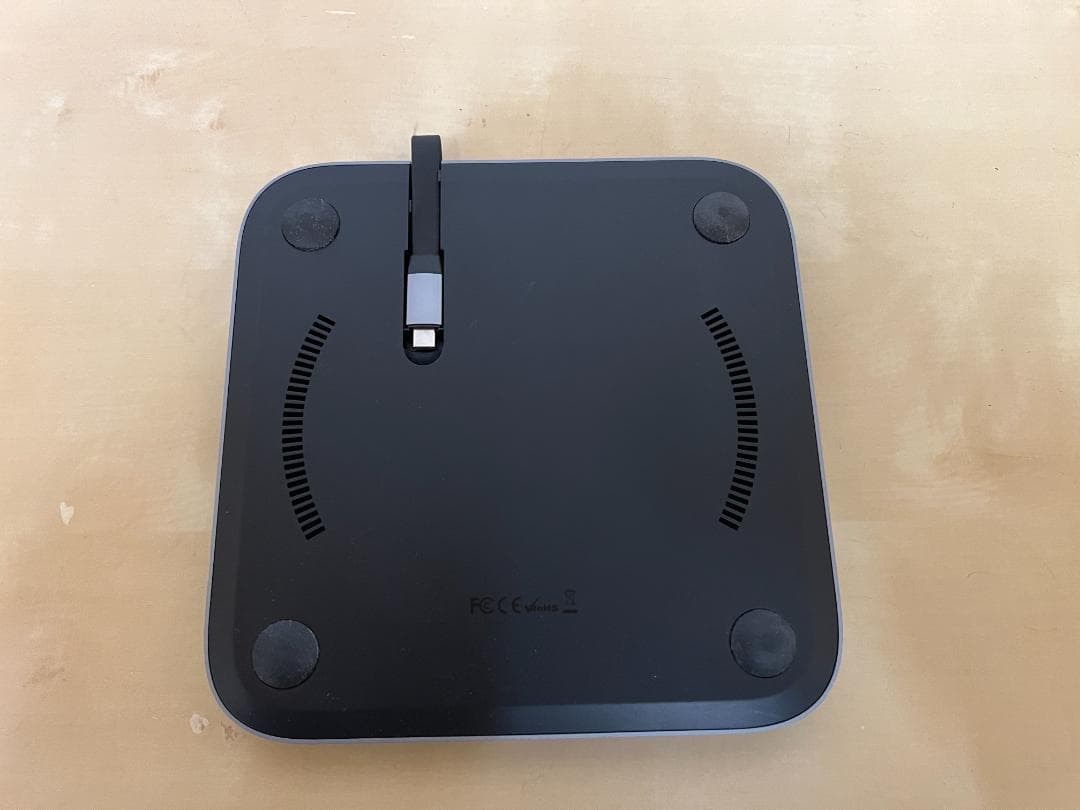 Apple Mac Mini 2018 i3/8/SSD128 ドッグ付き