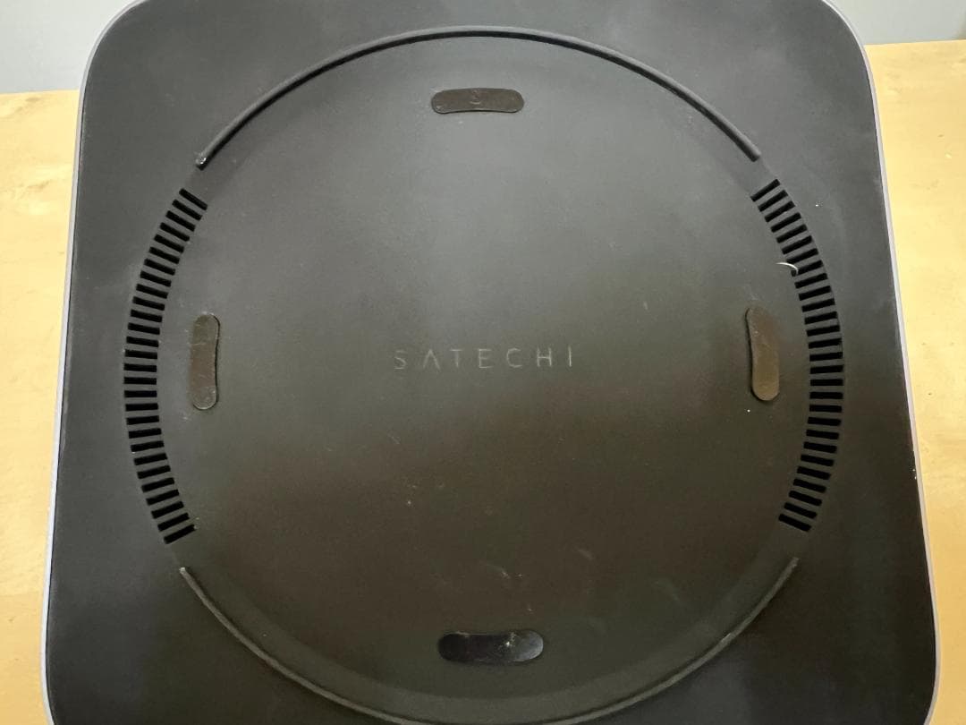 Apple Mac Mini 2018 i3/8/SSD128 ドッグ付き