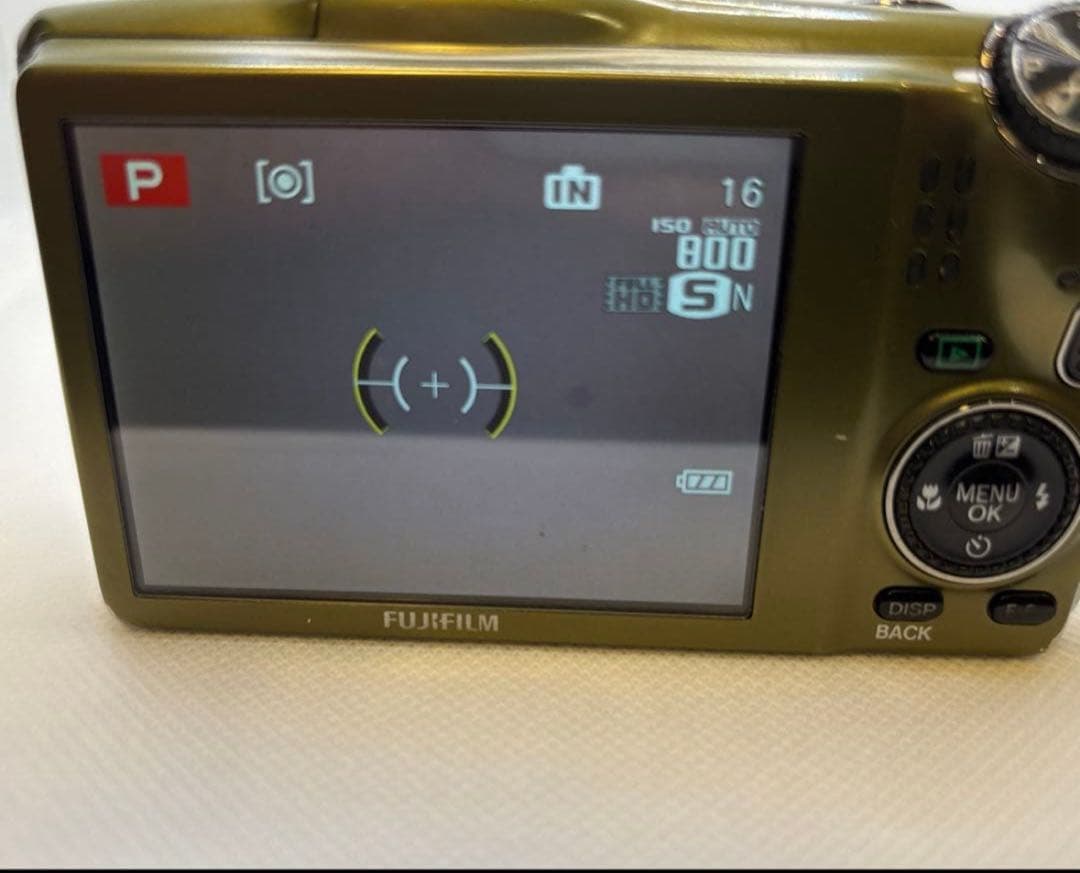 FUJIFILM FinePix F820EXR 光学18倍ズーム 16MP