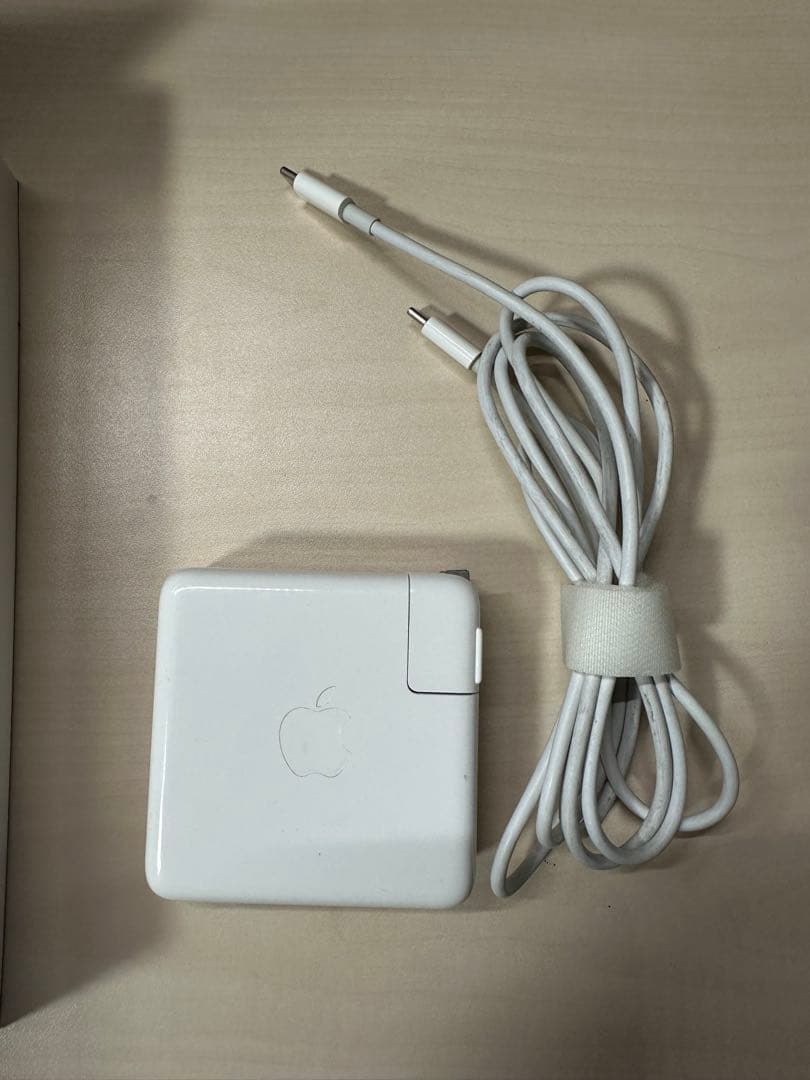 【TouchBarあり】MacBookPro13インチ2019Core i5