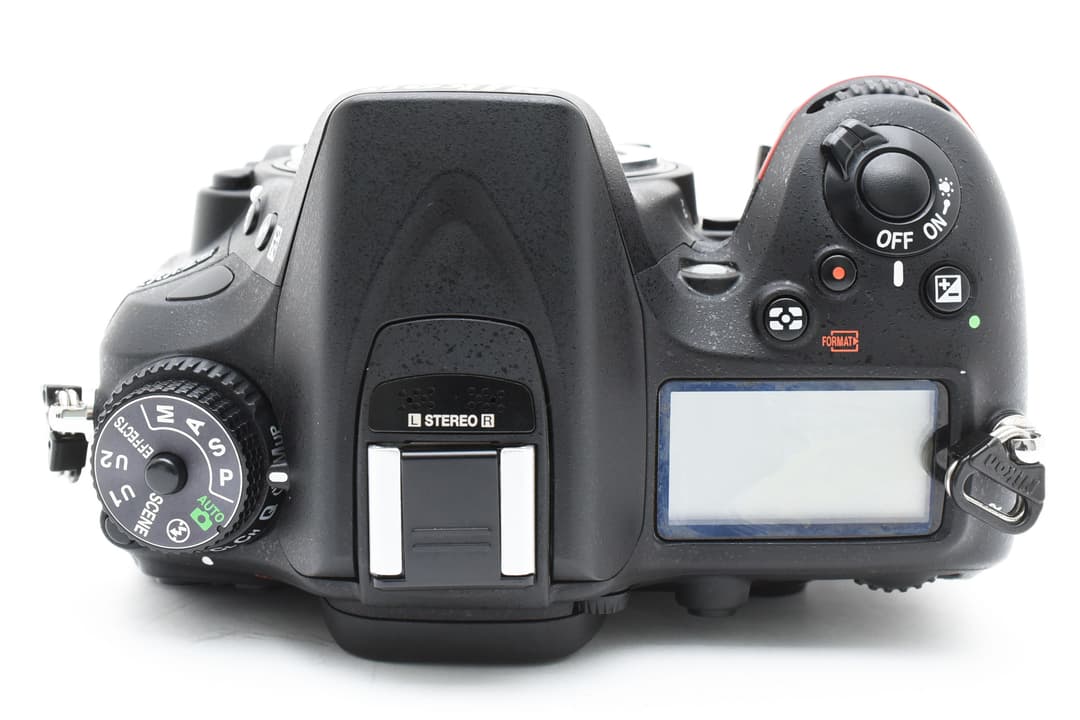 美品 Nikon D7100 iPhone＆アンドロイド写真転送OK #8146