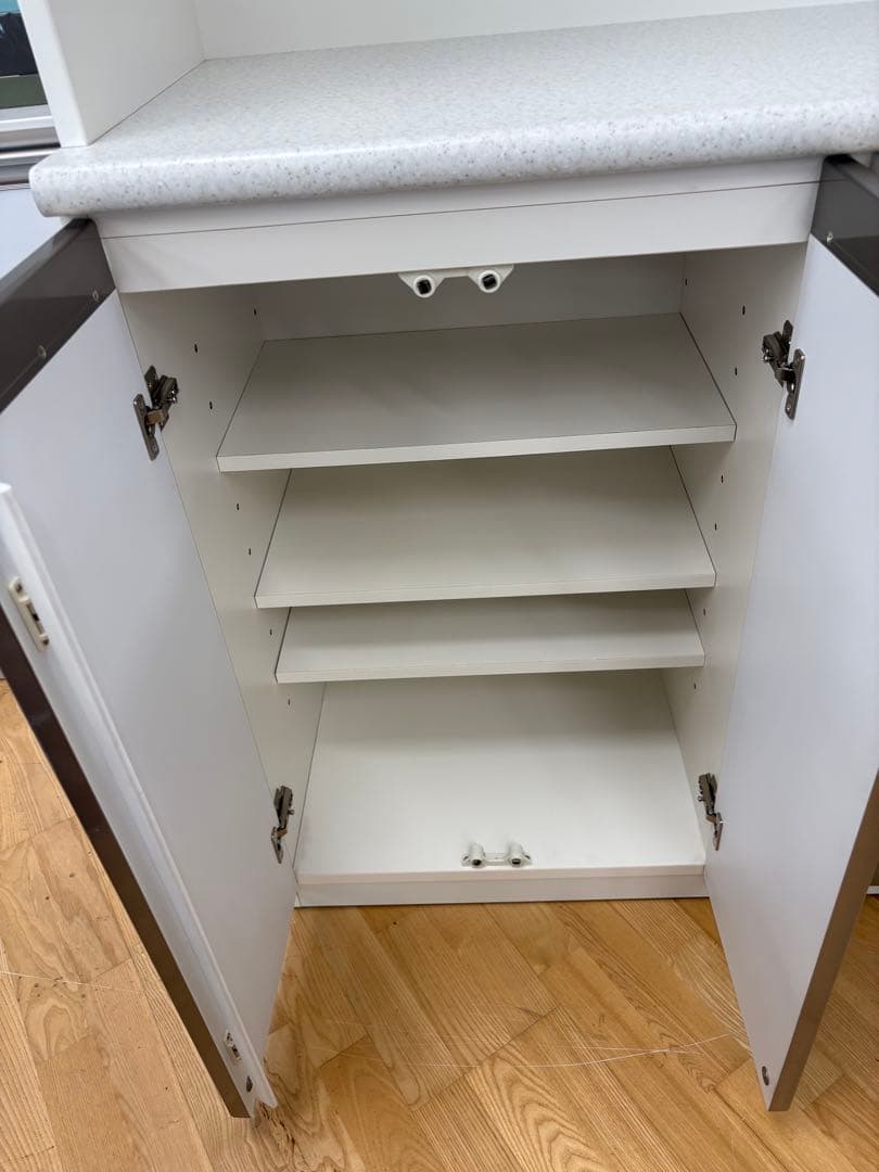 M133　レンジボード　食器棚　カップボード　上下分割可能　幅1400mm