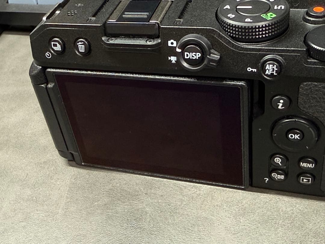 Nikon Z30 ミラーレスカメラ　美品