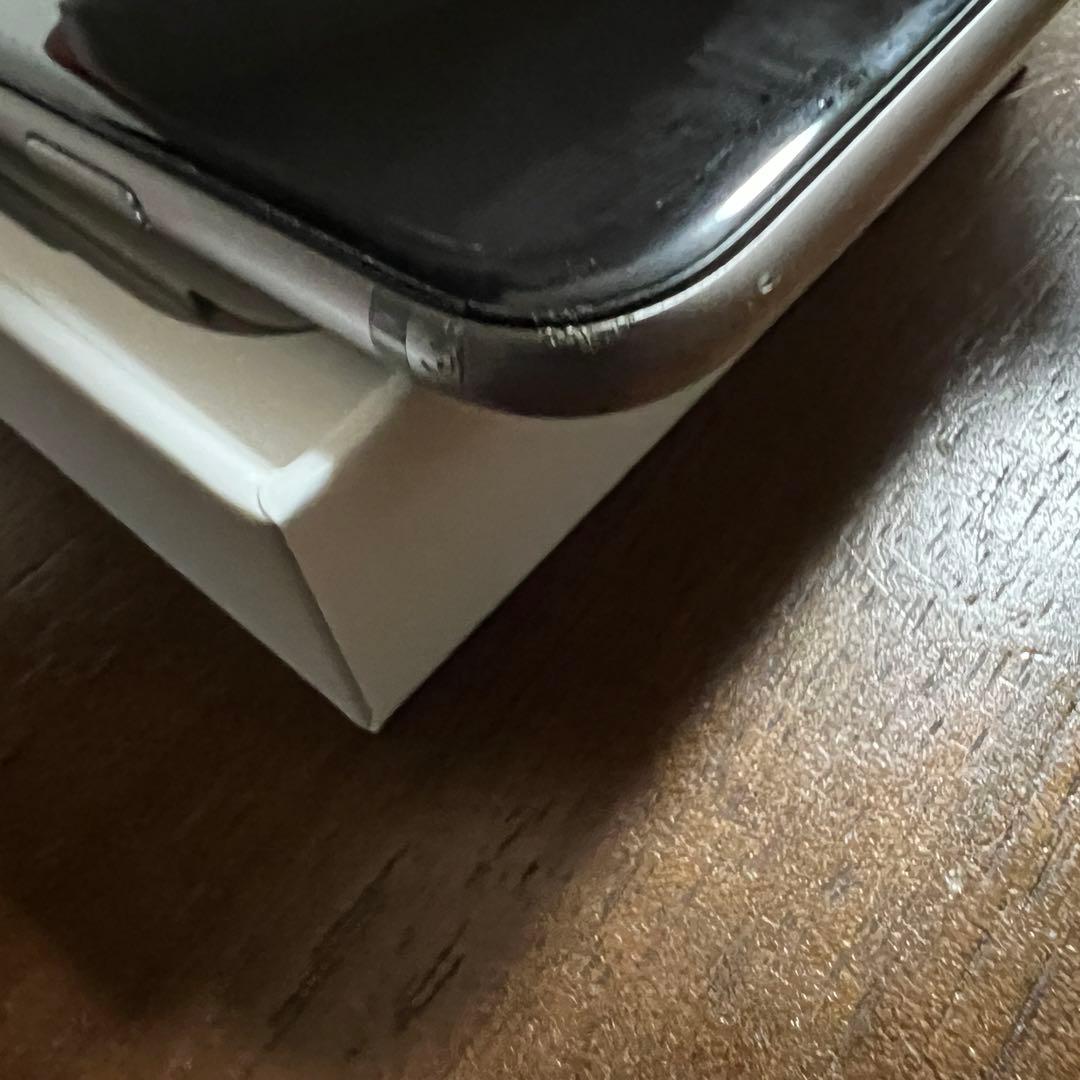 Apple iPhone SE (第3世代) スペースグレー 本体　64GB