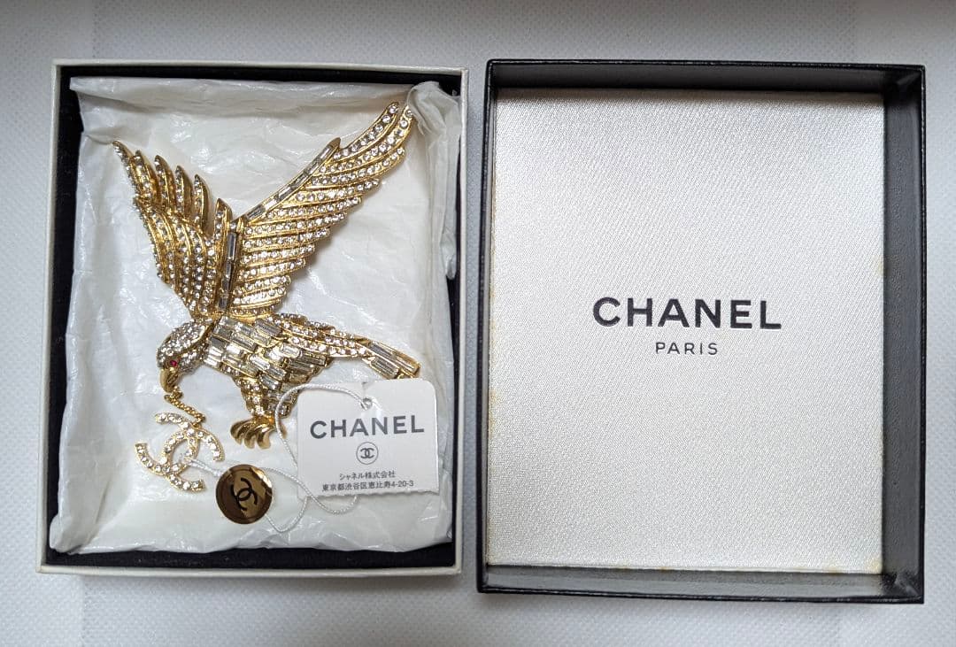 【Ye】CHANEL シャネル　ココマーク 　イーグル 　ブローチ