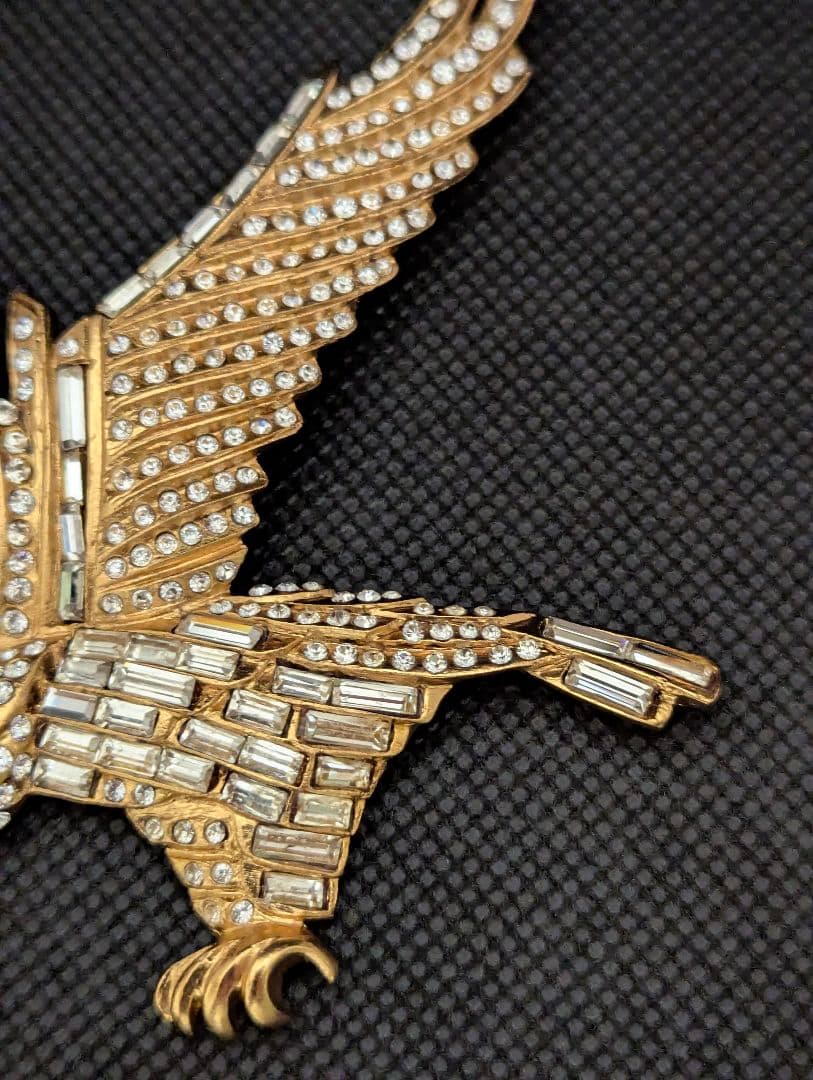 【Ye】CHANEL シャネル　ココマーク 　イーグル 　ブローチ