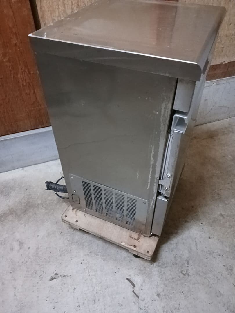 Panasonic　業務用製氷機　SIM-S3500