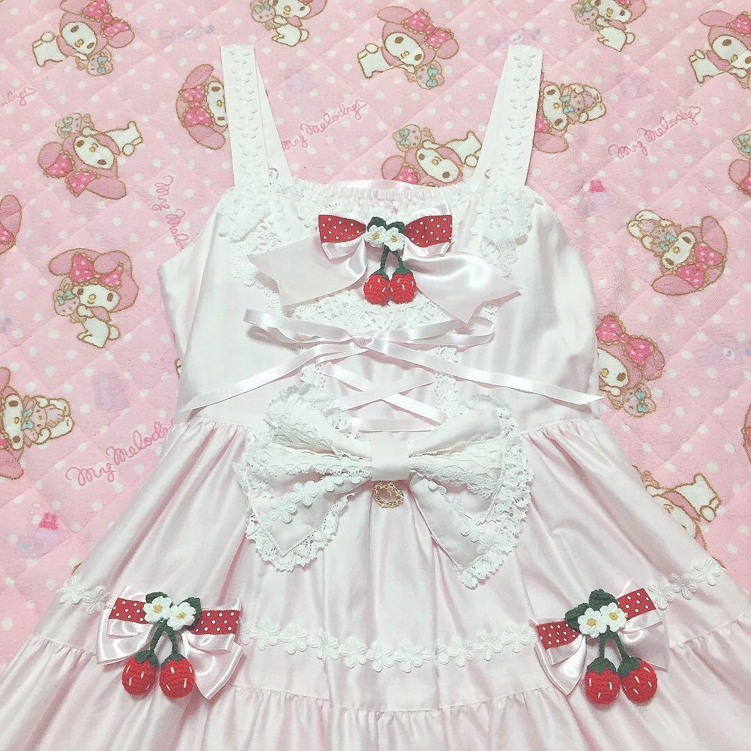 ゆらゆらいちごFlower Gardenジャンパースカートピンク