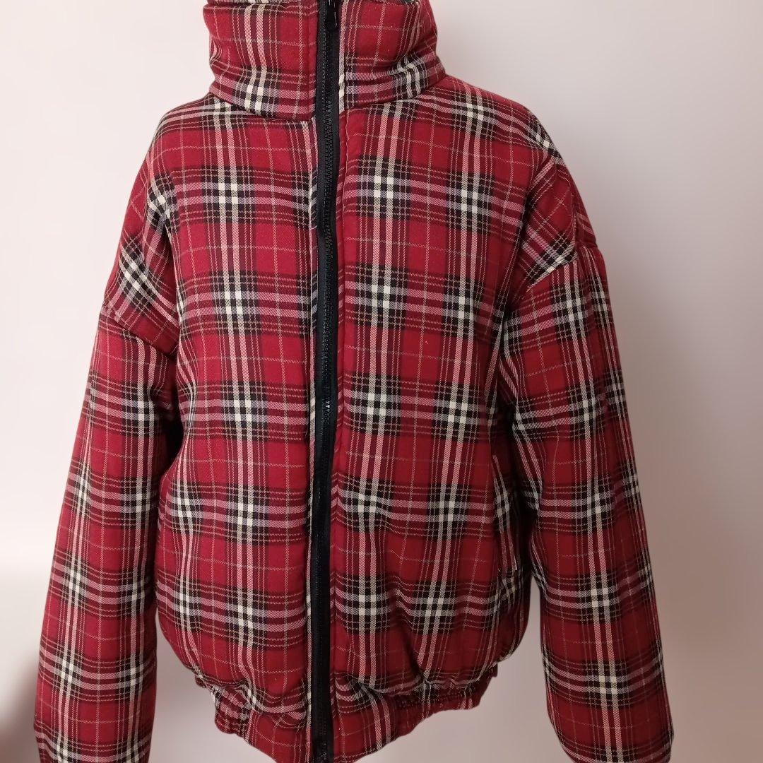 地底人オンライン　リバーシブルダウンジャケット　チェック柄　ブラックＬサイズ