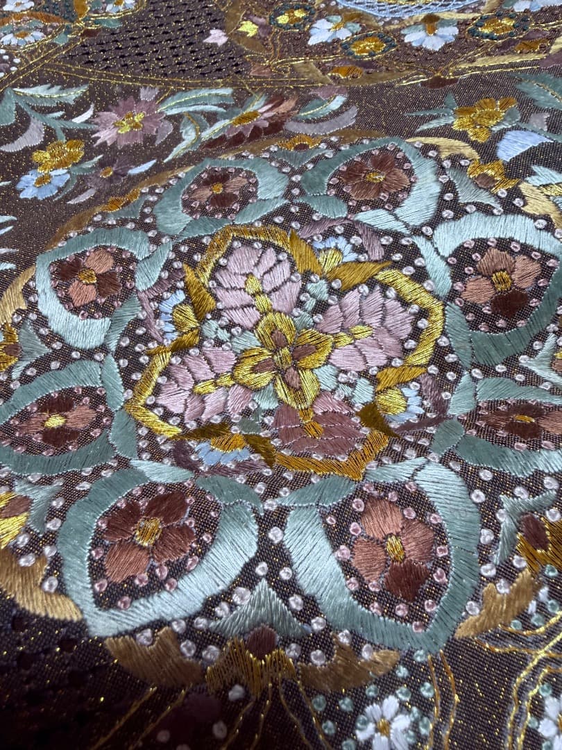 高級 袋帯 正絹 六通柄 汕頭刺繍 蘇州刺繍 相良刺繍 金通し ブラウン