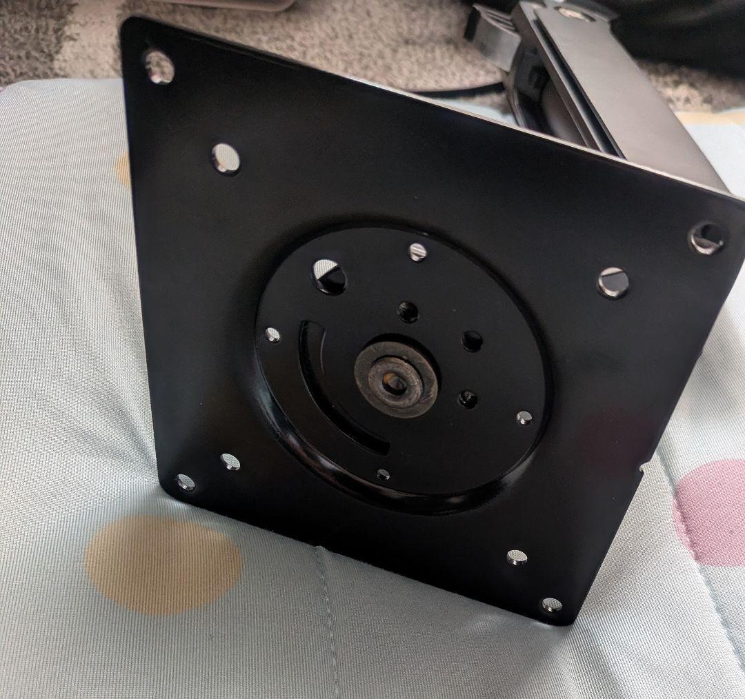 Amazonベーシック モニターアーム エルゴトロンOEM