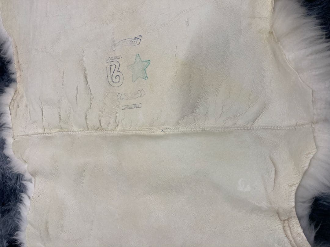 本物ムートンラグ２匹物　羊毛皮　ニュージーランド産　ホワイト