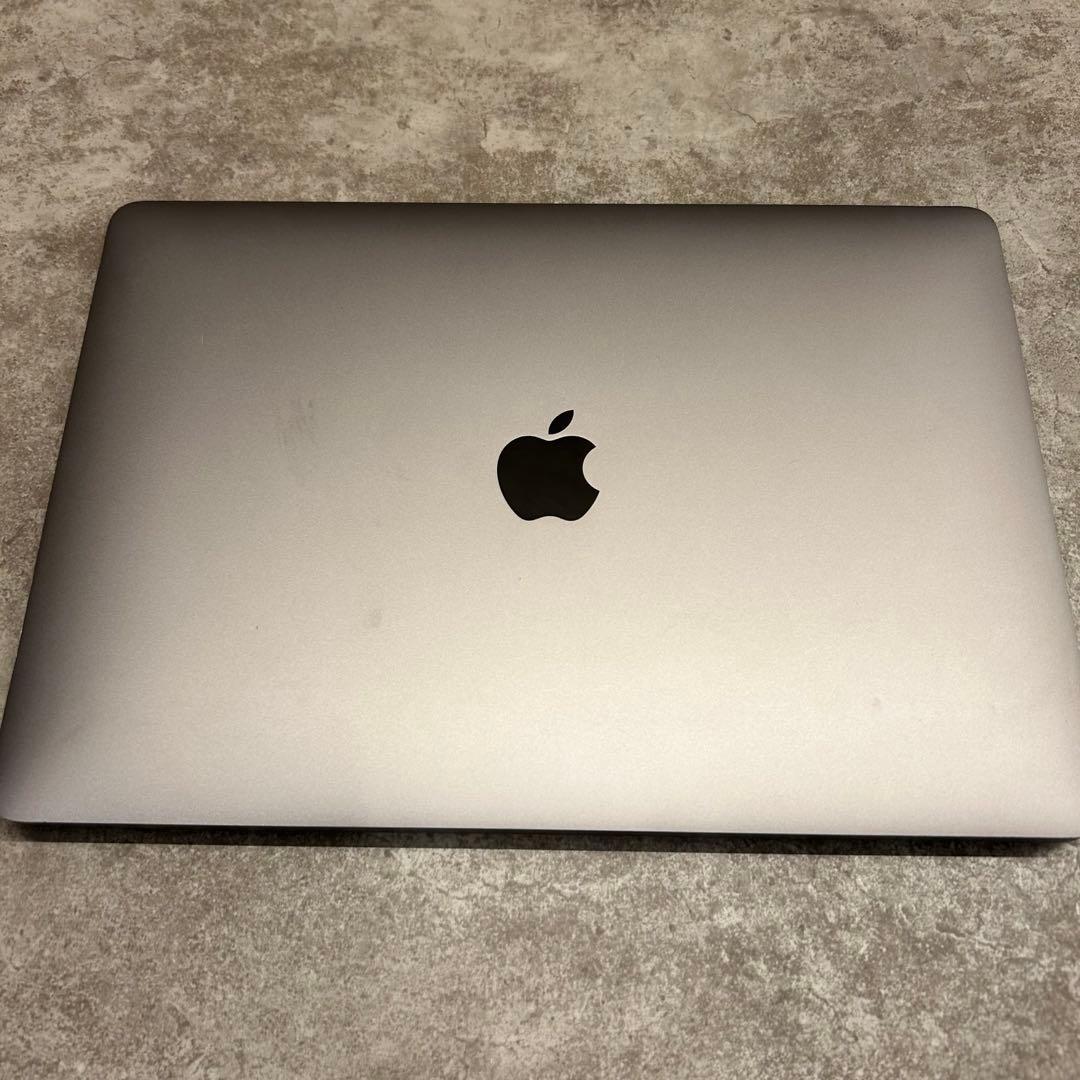 【美品】MacBook Air シルバー 13インチ 2018 8GB 256G