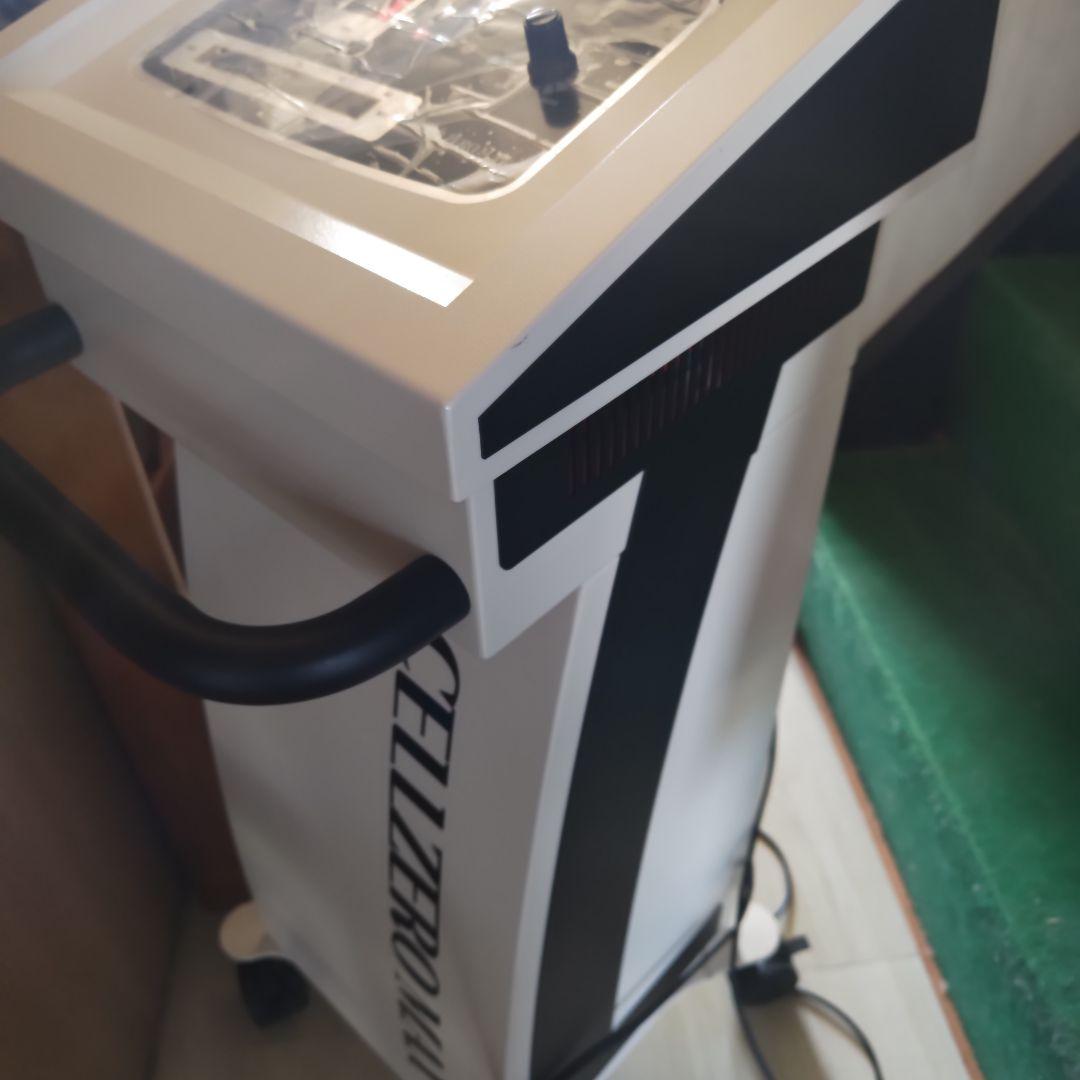 【美品】じぶんde エステ セルゼロマックス 作動良好 ダイエット 美容器具