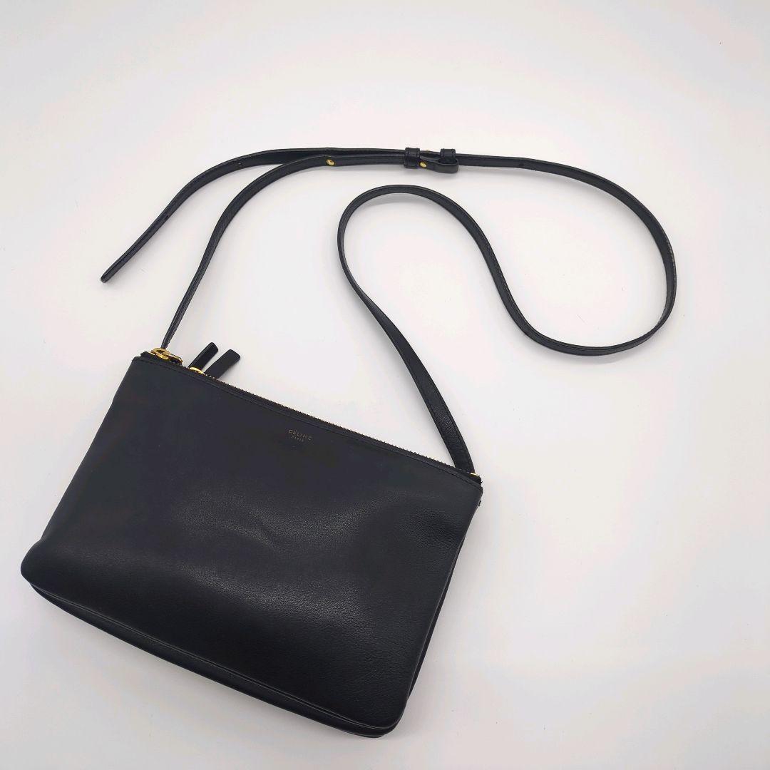 【人気モデル・美品】セリーヌ☆トリオ ショルダーバッグ レザー ゴールド金具 黒