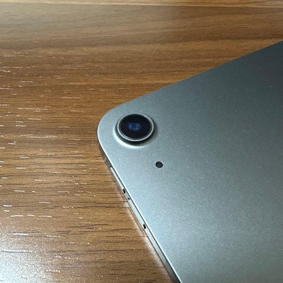 Apple iPad Air 第4世代 動作品 FYFM2J/A