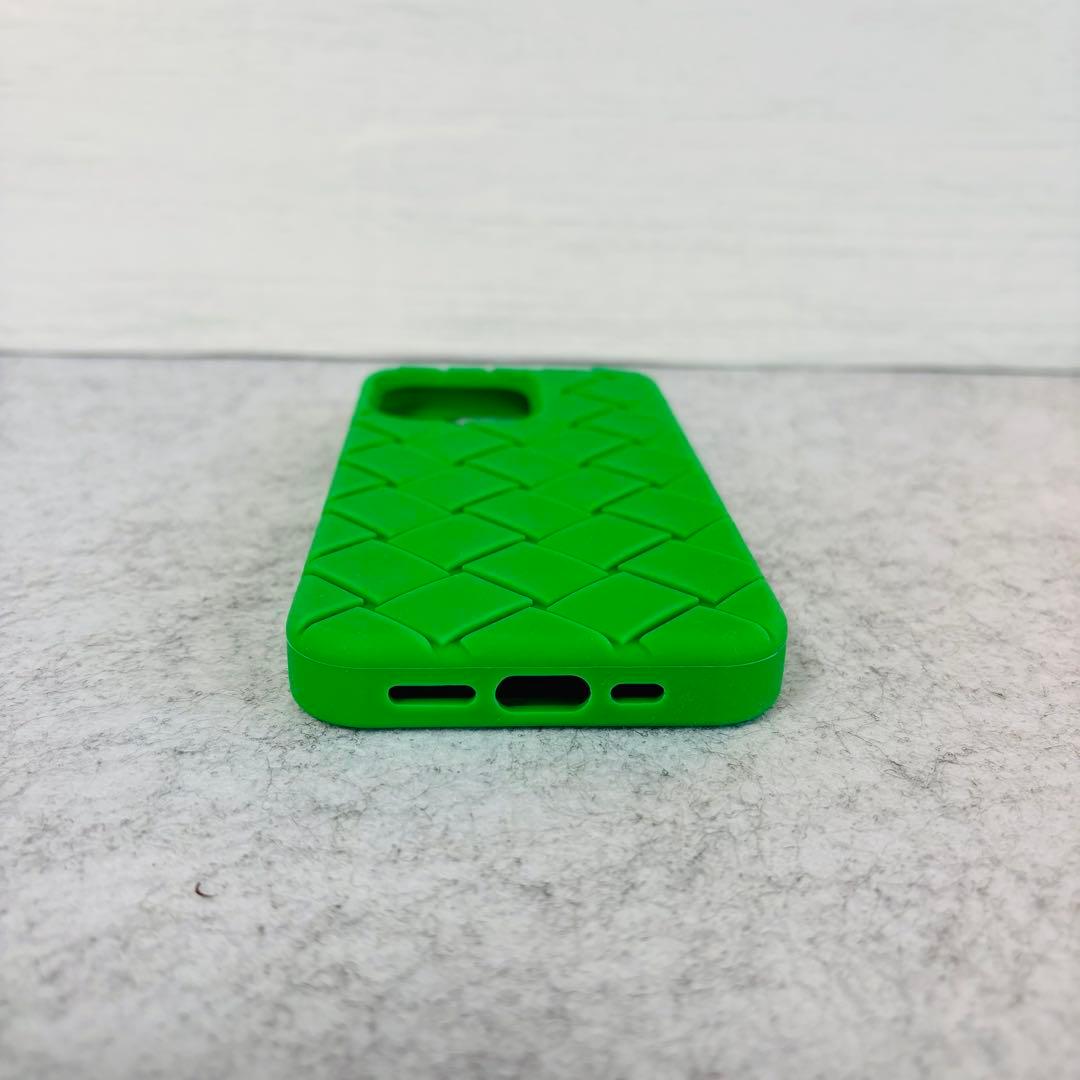 新品 ボッテガヴェネタ iPhone ケース グリーン　スマホ