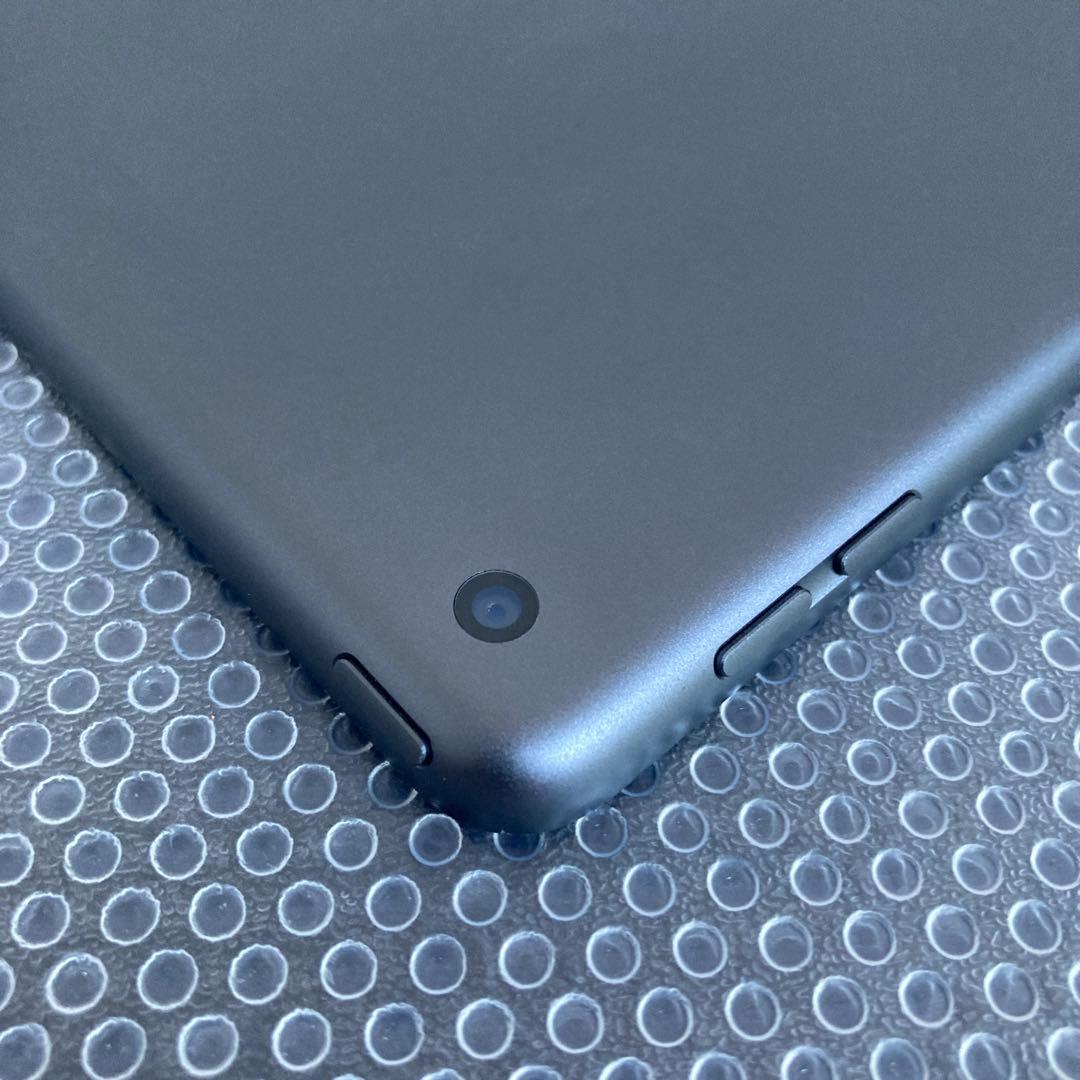 3030【早い者勝ち】iPad7 第7世代 32GB WIFIモデル☆