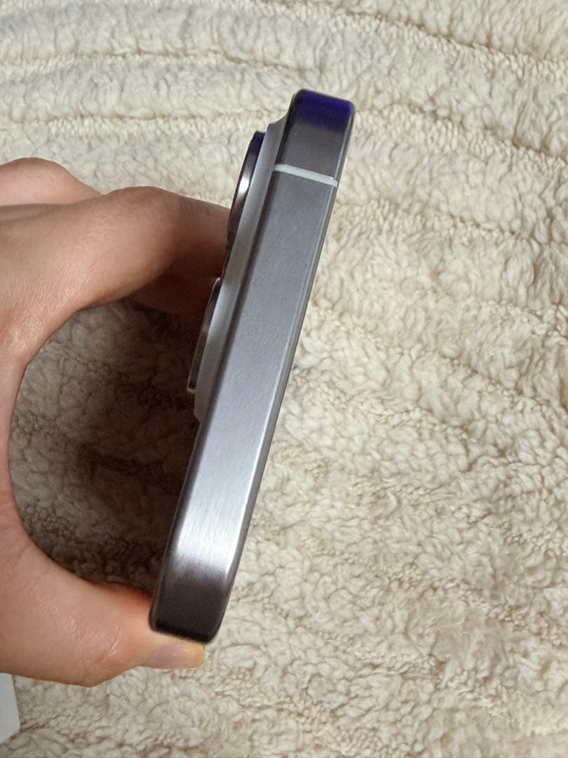 美品iPhone 15 Pro 512G SIMフリー