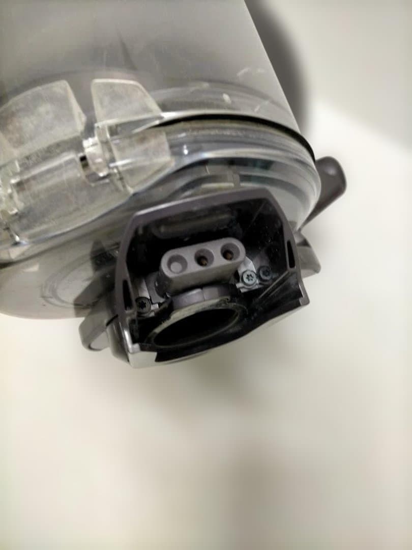 dyson ダイソン DC63 サイクロン式掃除機　グレー青　250901-5Y