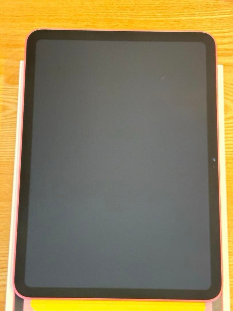 iPad第11世代 ピンク 128GB 液晶割れ【ジャンク品】