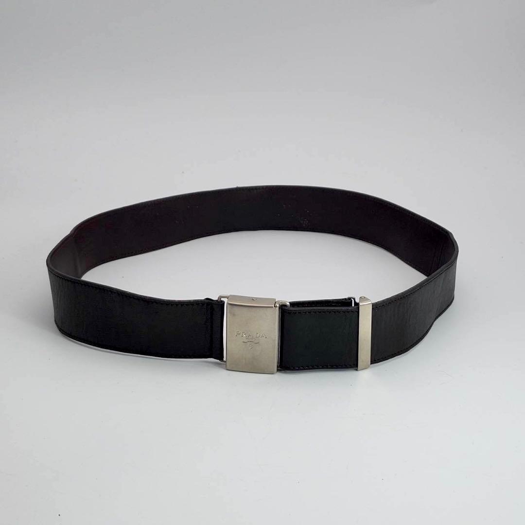 プラダ ベルト ロゴバックル シルバー金具 レザー ブラウン　スクエア