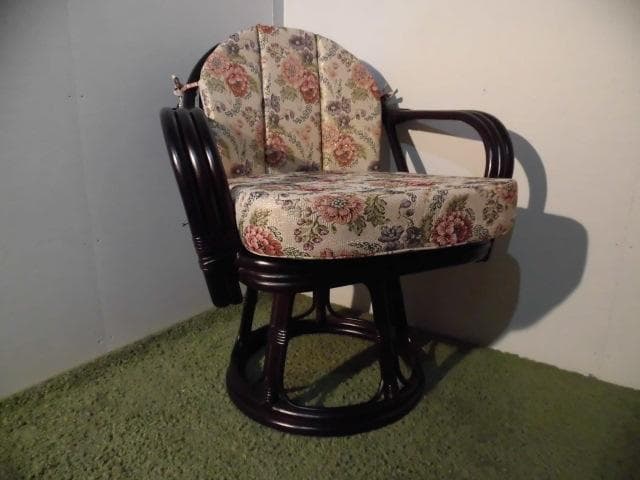 アウトレット【送料無料】高級ラタン肘付360度回転座椅子【スーパーハイタイプ】