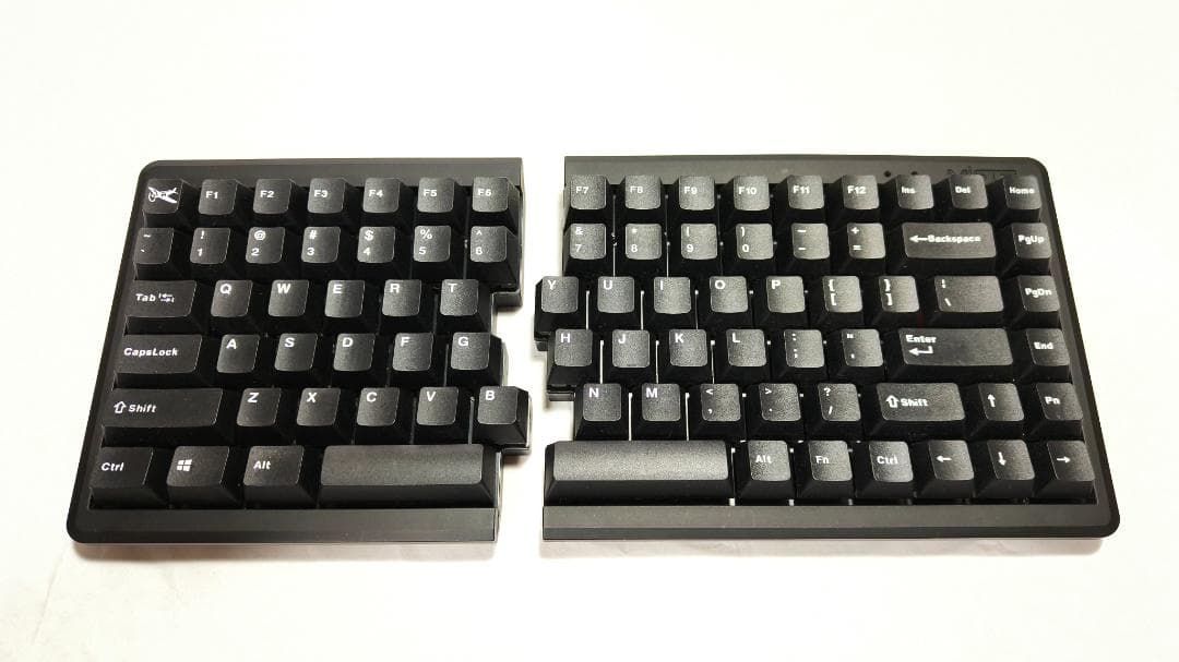 【改修品】 MD_770 RGB 分割型メカニカルキーボード 自作パームレスト付