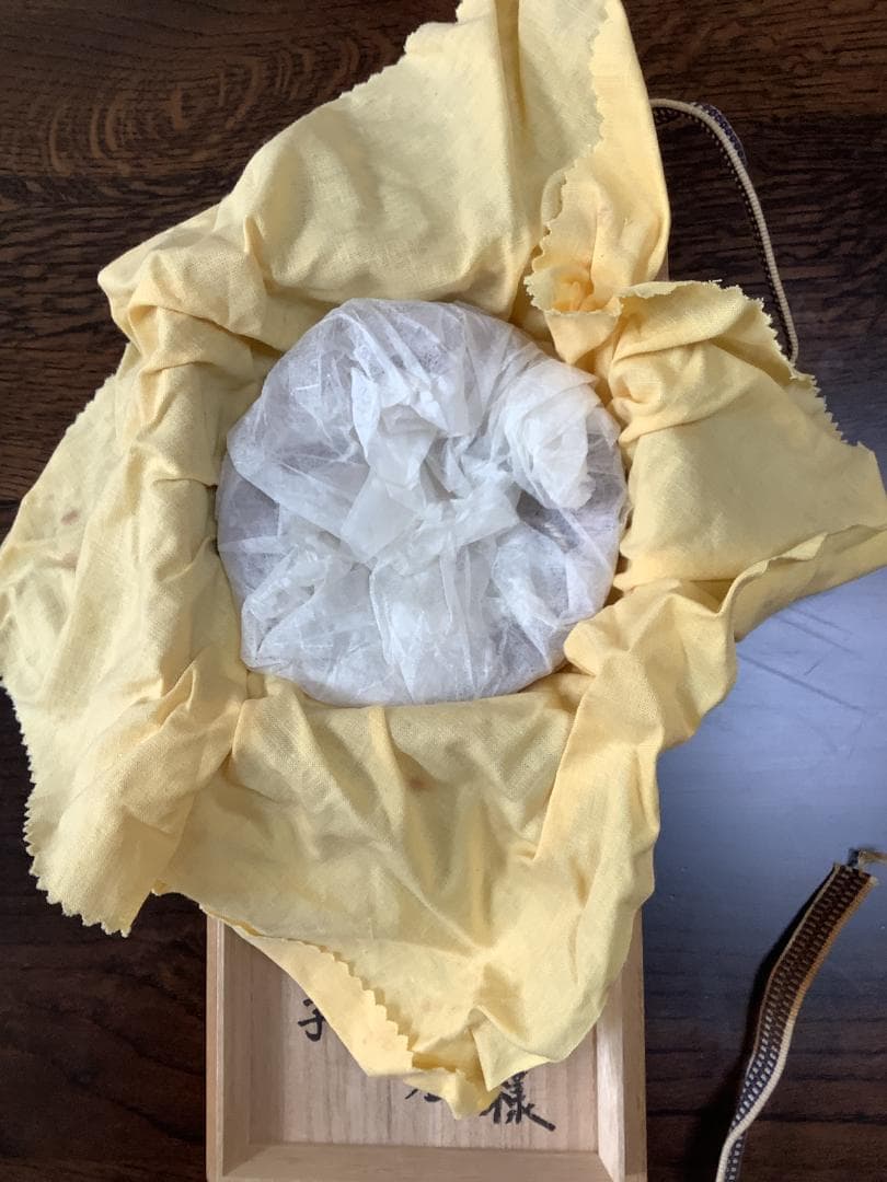 純銀　茶托10客　捻牡丹托子 桐箱付　593gr