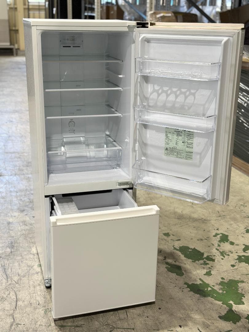 アクア 2ドア冷蔵庫 201L AQR-20MBK-W 右開き 2022年製