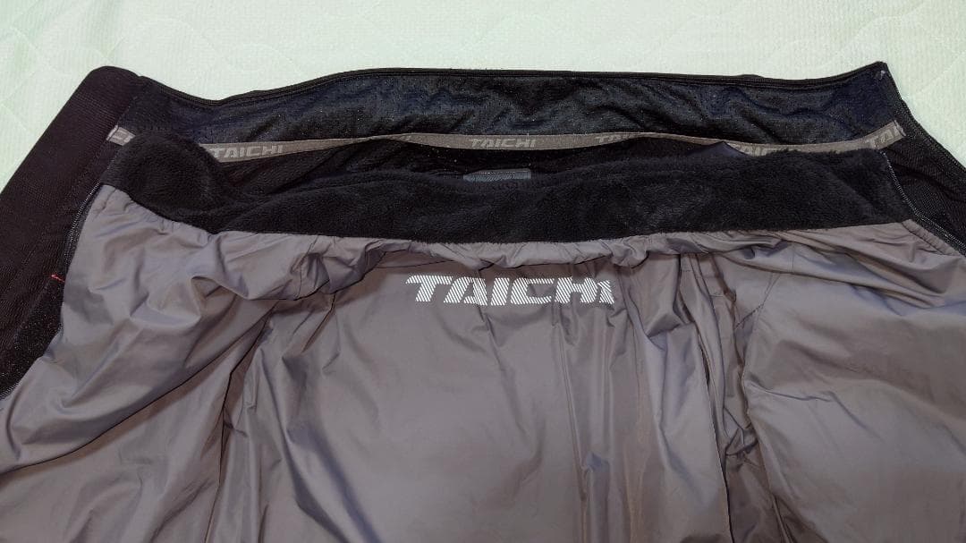 RSタイチ　アームド　オールシーズン　ジャケット　Ｌサイズ　黒 ／ 白