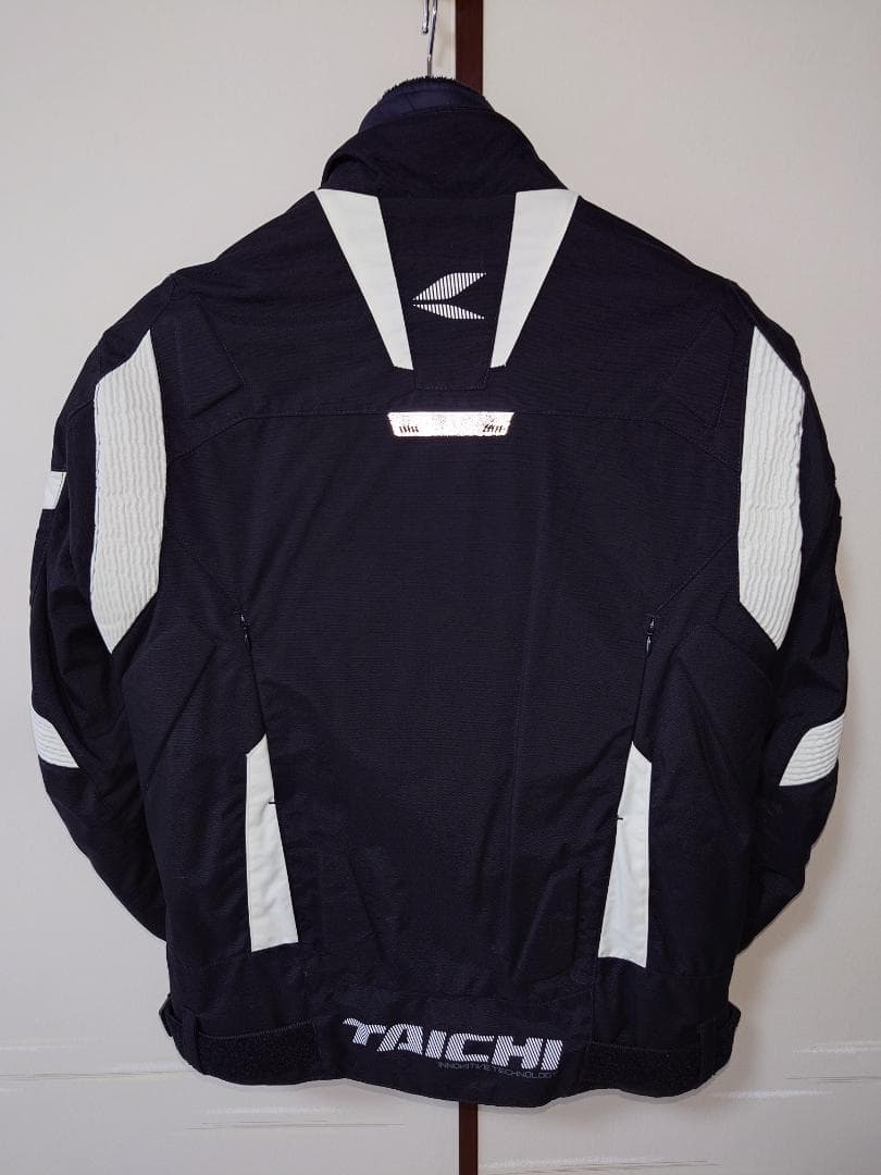 RSタイチ　アームド　オールシーズン　ジャケット　Ｌサイズ　黒 ／ 白