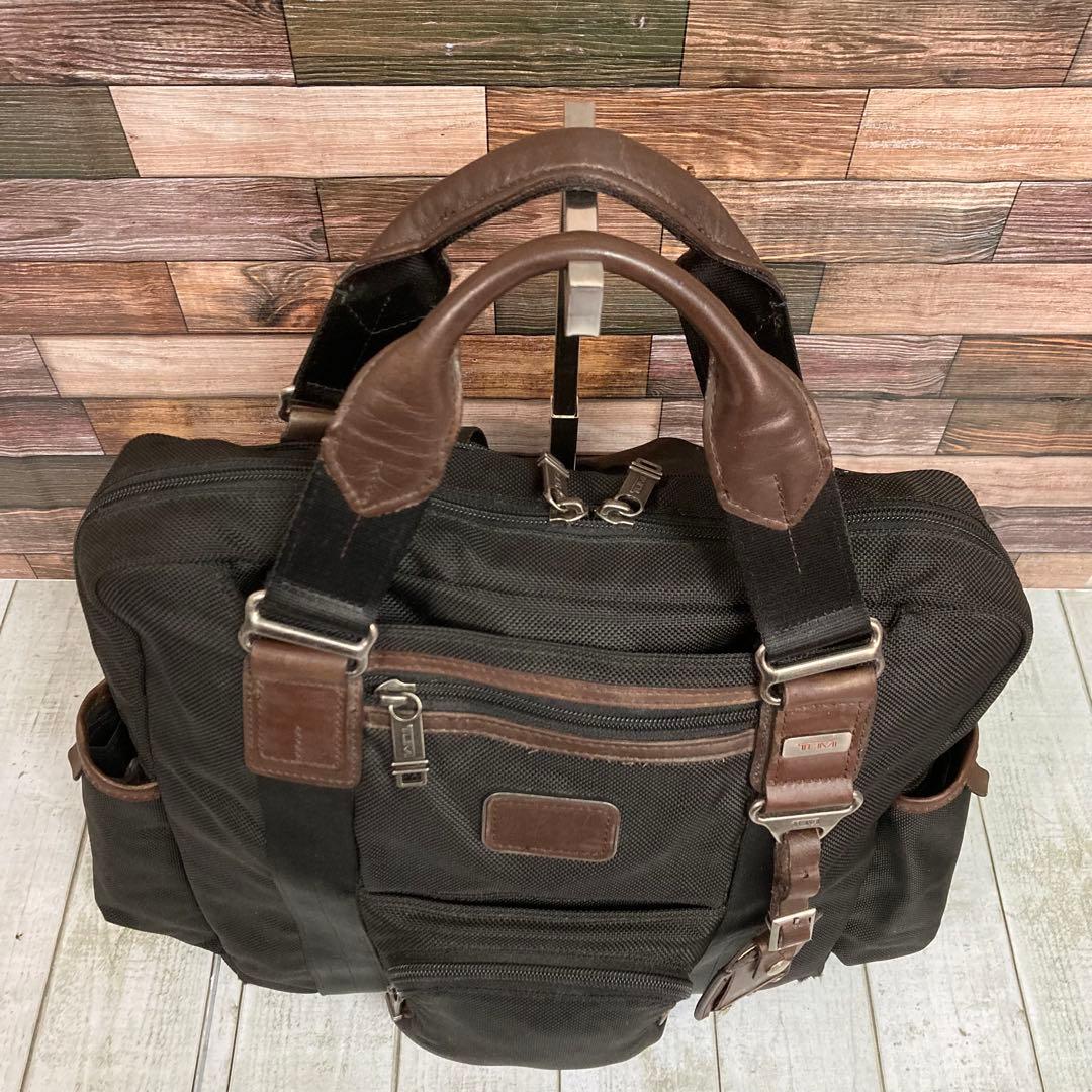 トゥミ　TUMI　ビジネスバッグ　3way ネームタグ　リュックサック　黒