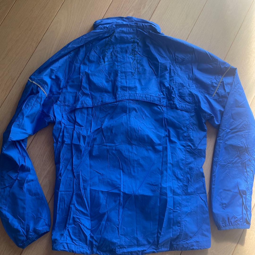 東洋大学設楽兄弟の サイン入りのNike 青 フルジップジャケット