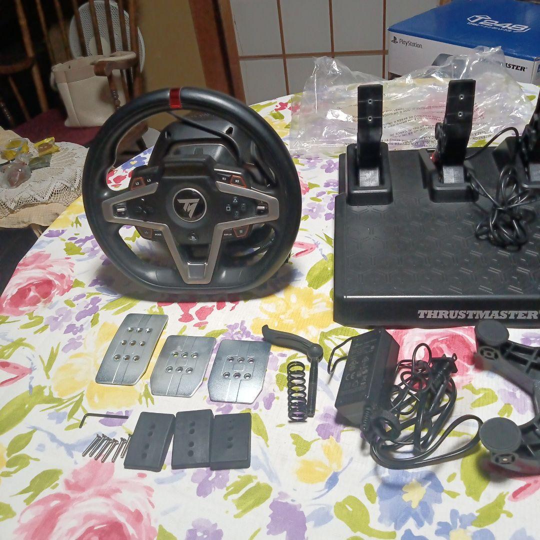 THRUSTMASTER T248 レーシングハンドル＋スタンド付き