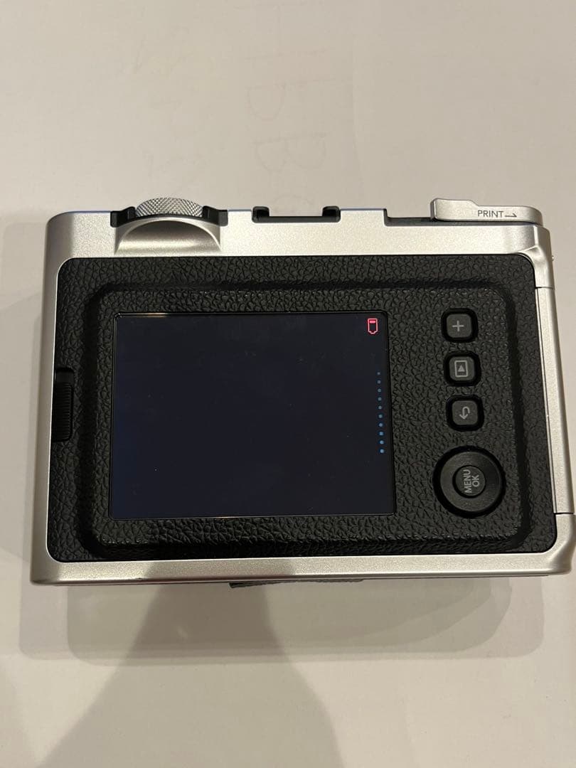 Instax mini EVO、ポシェットケース付き